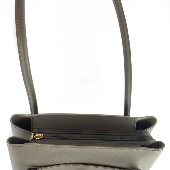 Expressions NYC Tote Bag. - Picture 7 of 8